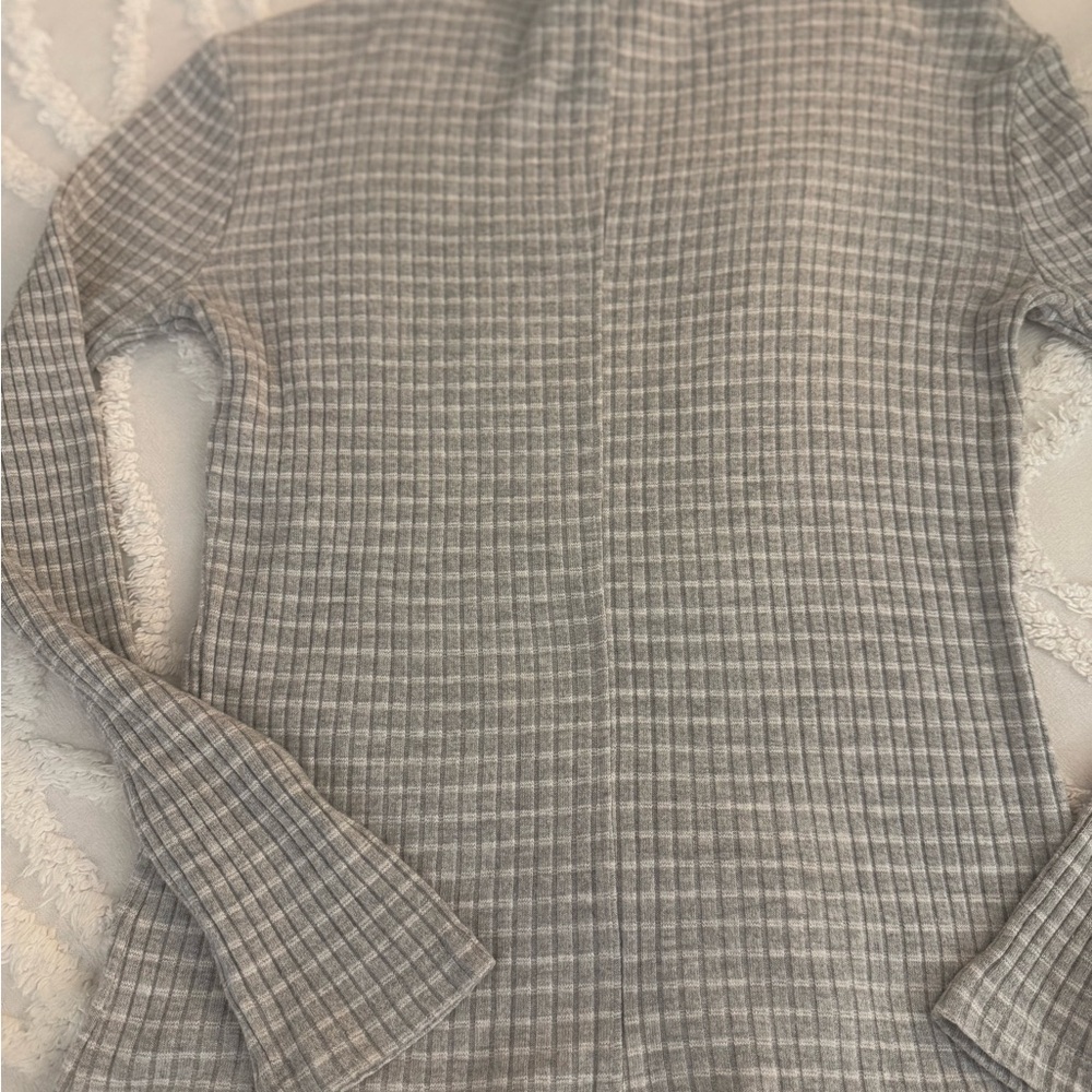 Frame Denim Light Gray and White stripe Knit Top - Picture 6 of 7